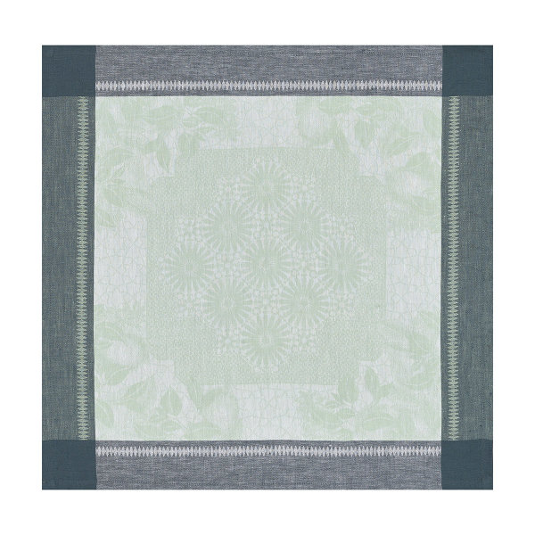 Napkins (4x Set) from Le Jacquard Français; Model Jardin DOrient Fontaine; main colour green in linen; Size 58x58 cm Square; Motif Spring, graphic patterns; Pattern jacquard woven