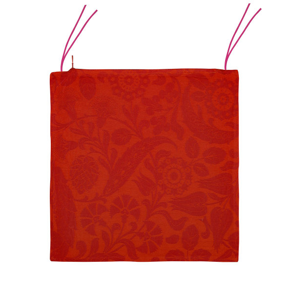 Outdoor chair cushion from Le Jacquard Français; Model Voyage Iconique Coquelicot; main colour red in cotton; Size 40x40 cm square; Motif Flowers and plants; Pattern jacquard woven