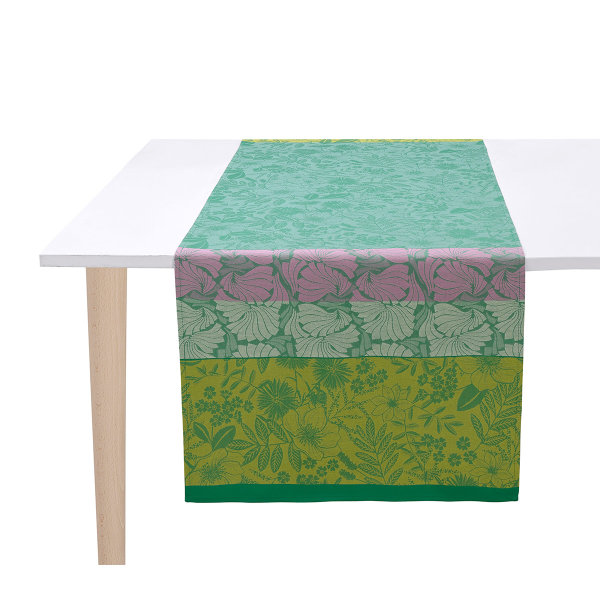 Runner da tavola de Le Jacquard Français; Modelo Cottage Jardin; Colore principale verde en cotone; Taglia 50x150 cm rettangolare; Motivo Fiori e piante, Estate in tessuto jacquard