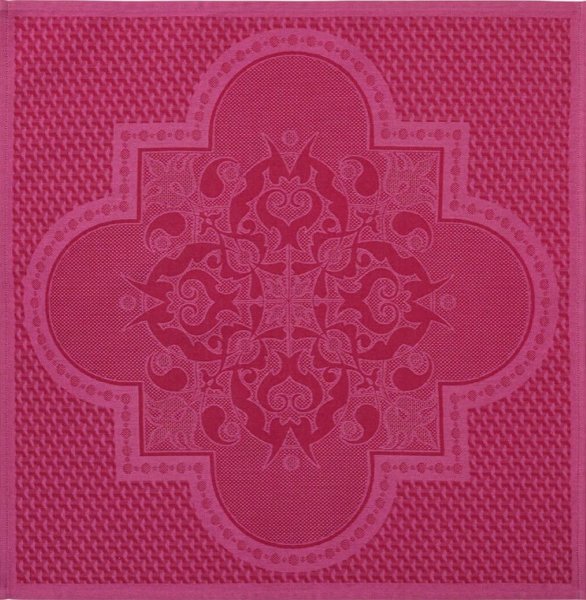 Servilletas (4x Set) de Le Jacquard Français; Modelo Palais Vénitien Pourpre; Color principal rosa en algodón; Tamaño 58x58 cm cuadrado; Motivo diseños gráficos en tejido jacquard