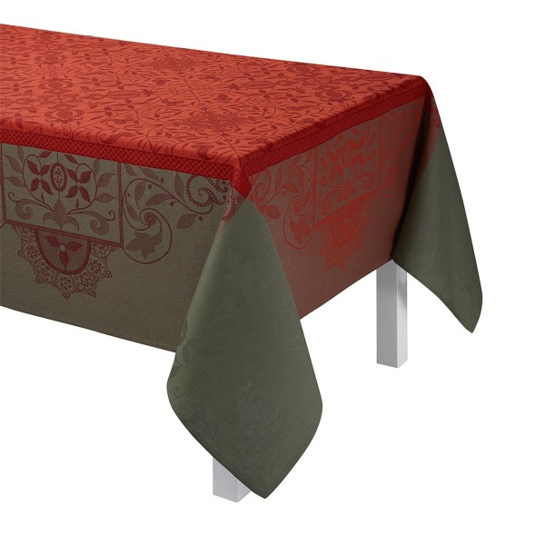Mantel de Le Jacquard Français; Modelo Venezia Cornaline; Color principal rojo en lino; Tamaño 175x250 cm rectangular; Motivo diseños gráficos, Celebraciones festivas en tejido jacquard